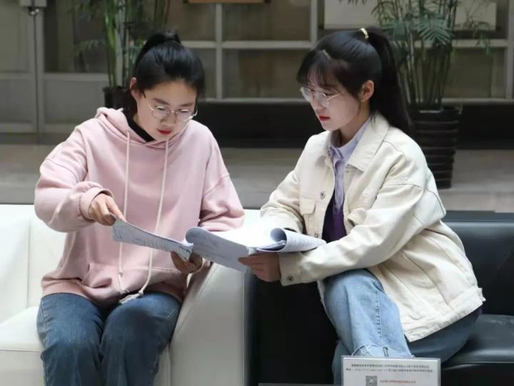 d9d50e9faa3e44a38fba958c89b458a2.jpg d9d50e9faa3e44a38fba958c89b458a2.jpg