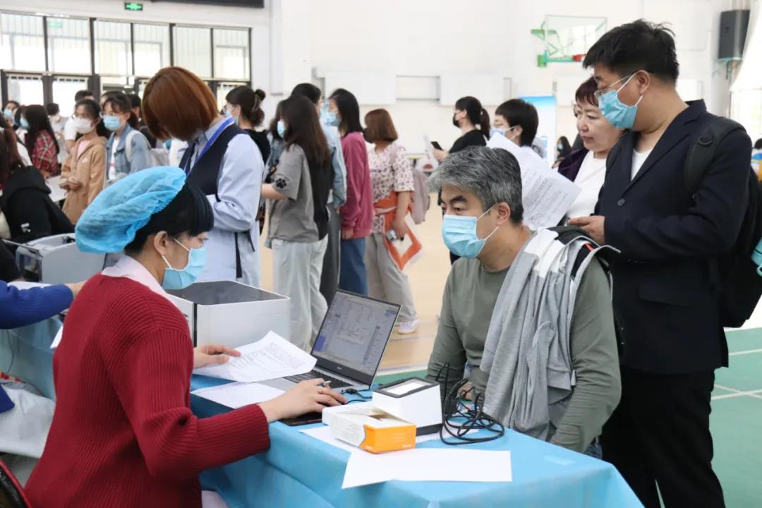 eb50e9f4ce6447cdaeafbbc3654780dd.jpg eb50e9f4ce6447cdaeafbbc3654780dd.jpg