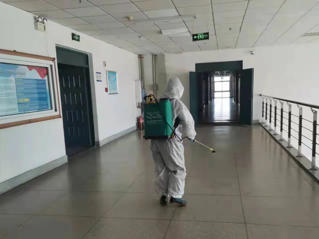 b41d6bb14b2b47f3a3a1983e1c9f06b9.jpg b41d6bb14b2b47f3a3a1983e1c9f06b9.jpg