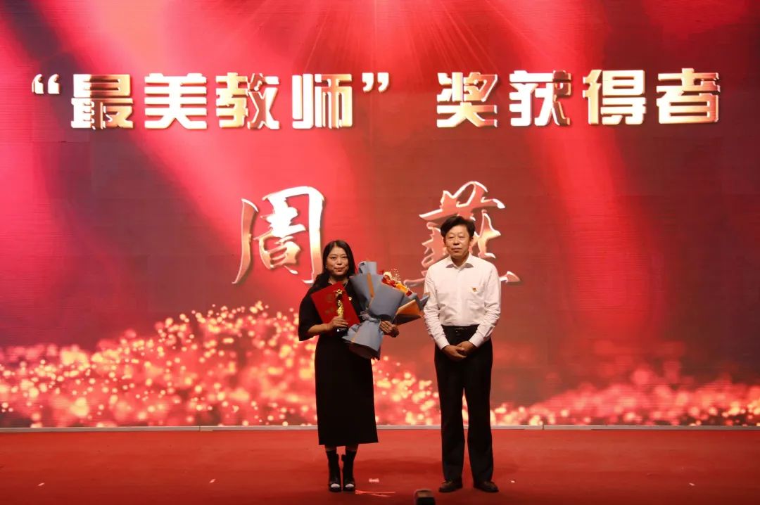 93efda0d72f544f1b372de954f3f238f.jpg 93efda0d72f544f1b372de954f3f238f.jpg