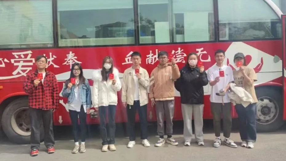 b9744c3807ba40f4b603d8eb306d541e.png b9744c3807ba40f4b603d8eb306d541e.png