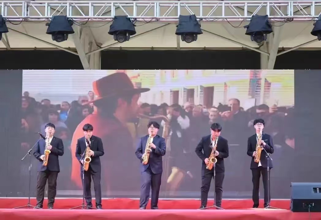 ceacfba5801343b88ffbc8c7e81cf70f.jpg ceacfba5801343b88ffbc8c7e81cf70f.jpg