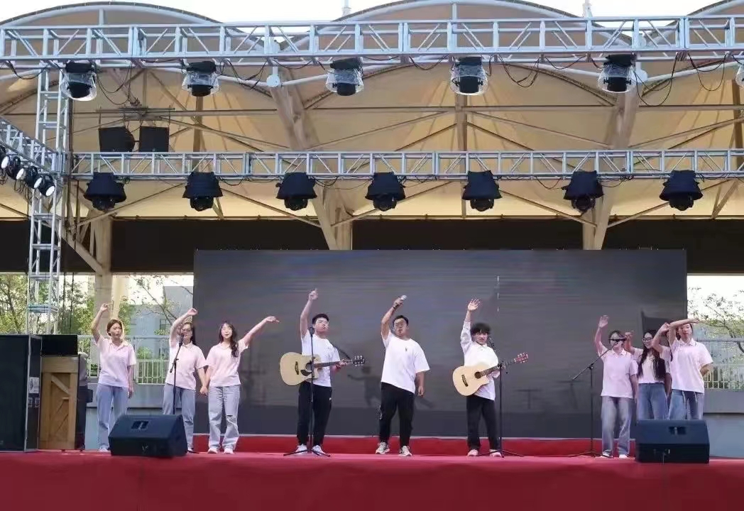 f2e9080683a64ba098ade199993133c9.jpg f2e9080683a64ba098ade199993133c9.jpg