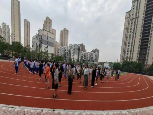 1ea152c501944ac0985994efd7231a10.png 1ea152c501944ac0985994efd7231a10.png