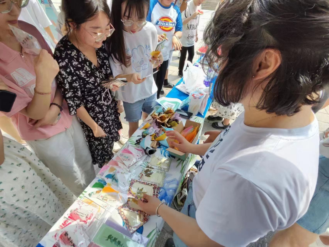 5cd24c02227e4c37b5cb8e9bc2b2ab76.png 14.png