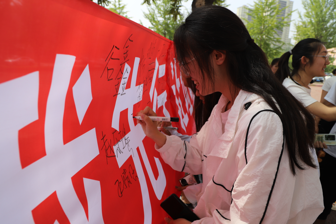 a365d17a38b4455e927019ac4f615f20.png a365d17a38b4455e927019ac4f615f20.png