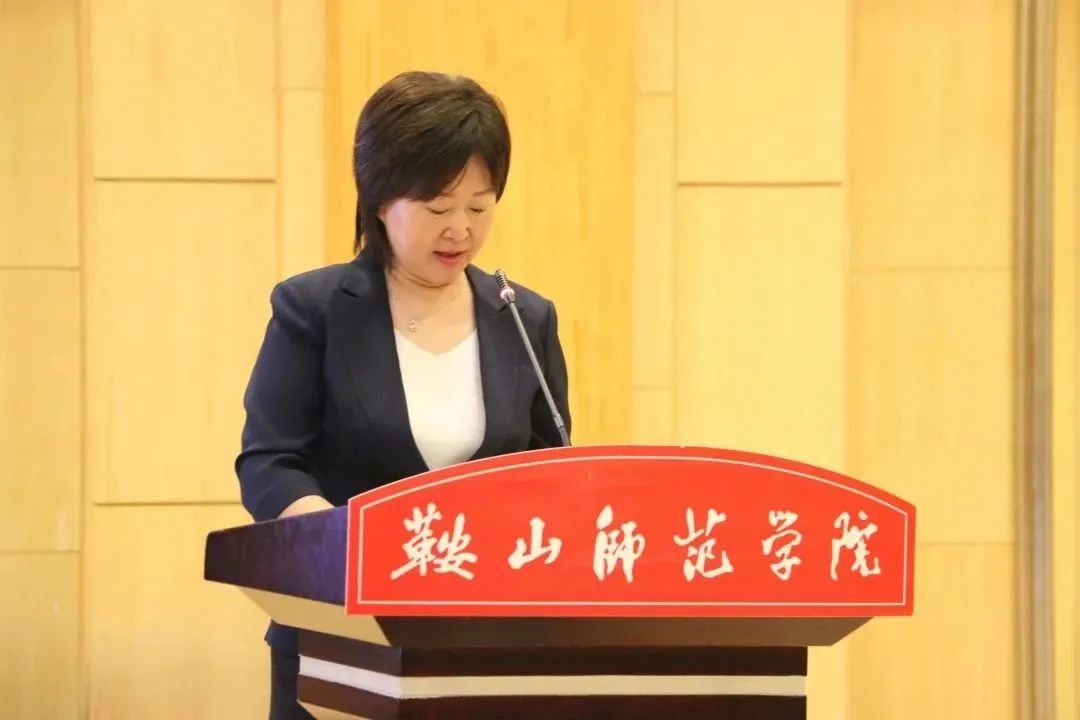 bf4e2bc8c3b443a99a343f5ba6345e0d.jpg bf4e2bc8c3b443a99a343f5ba6345e0d.jpg