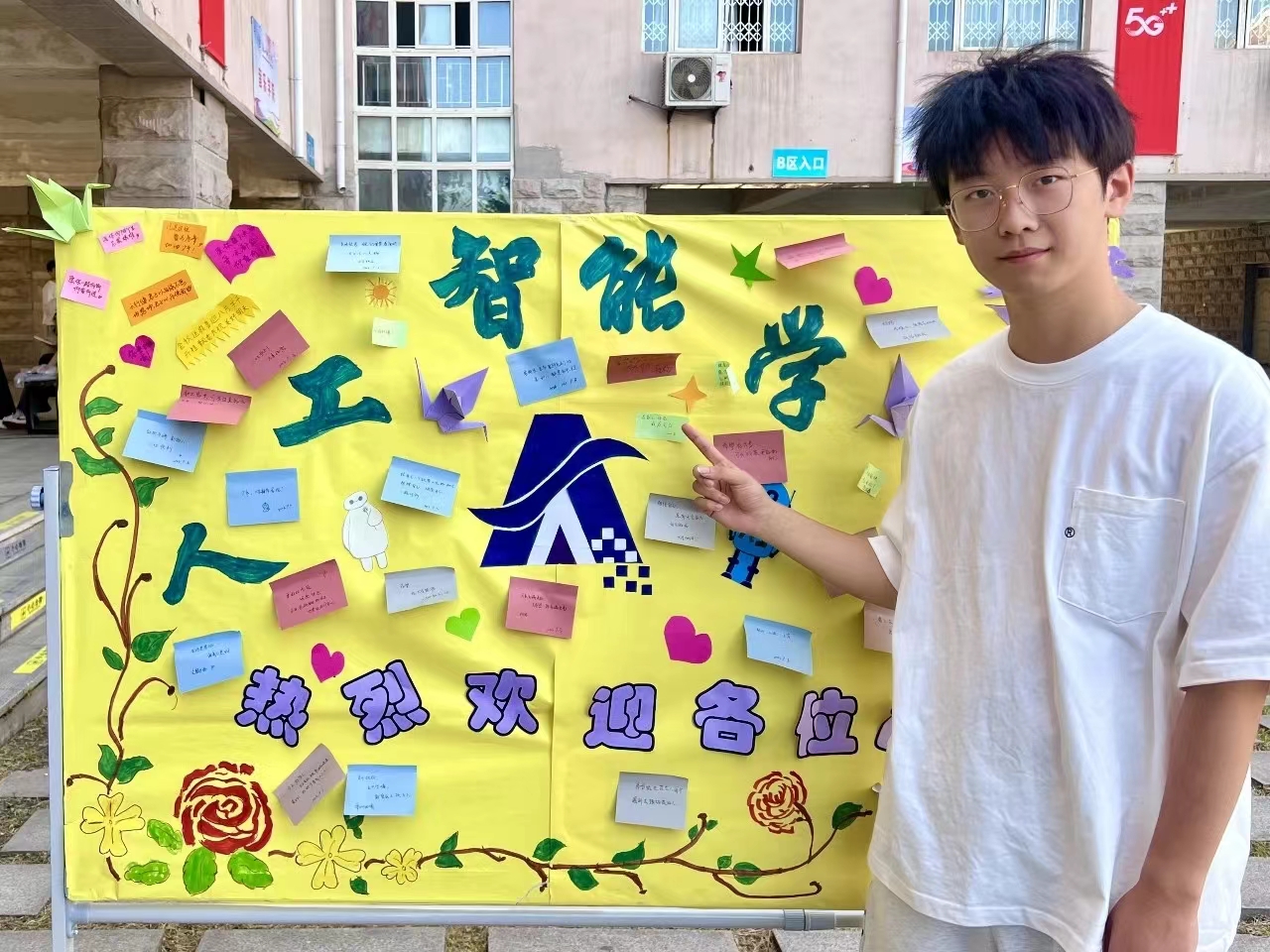 277e22162f95449a9e17bc2585076eee.jpg 277e22162f95449a9e17bc2585076eee.jpg