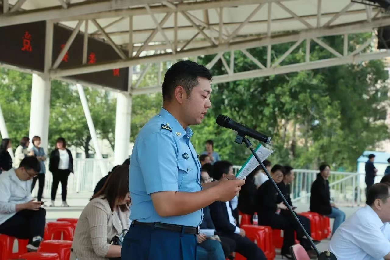 88757d80a4304e12a35da43c6c020a66.jpg 88757d80a4304e12a35da43c6c020a66.jpg