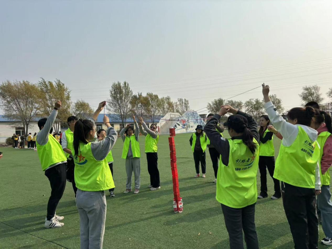 1b626d34541e472fa283d2c405898e78.png 1b626d34541e472fa283d2c405898e78.png