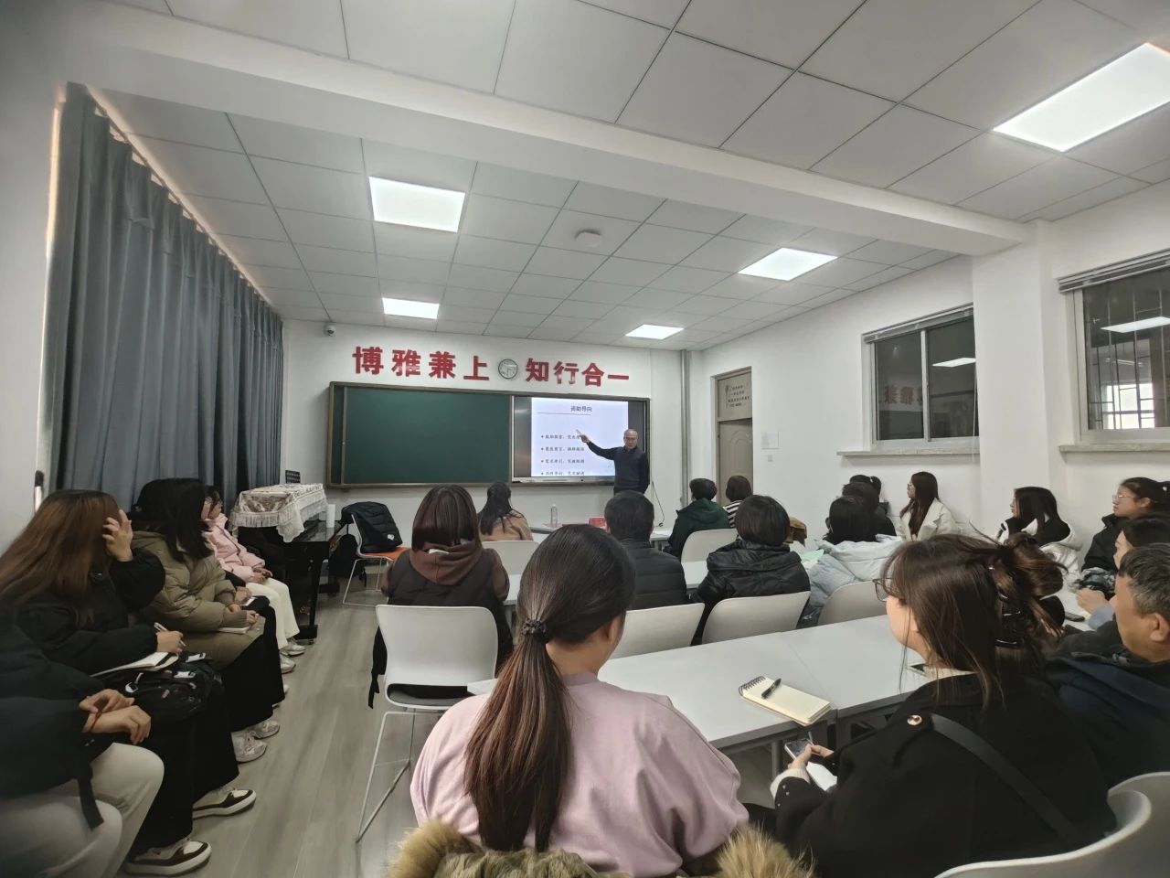 ade83cc41afb4817af1548a395060980.jpg