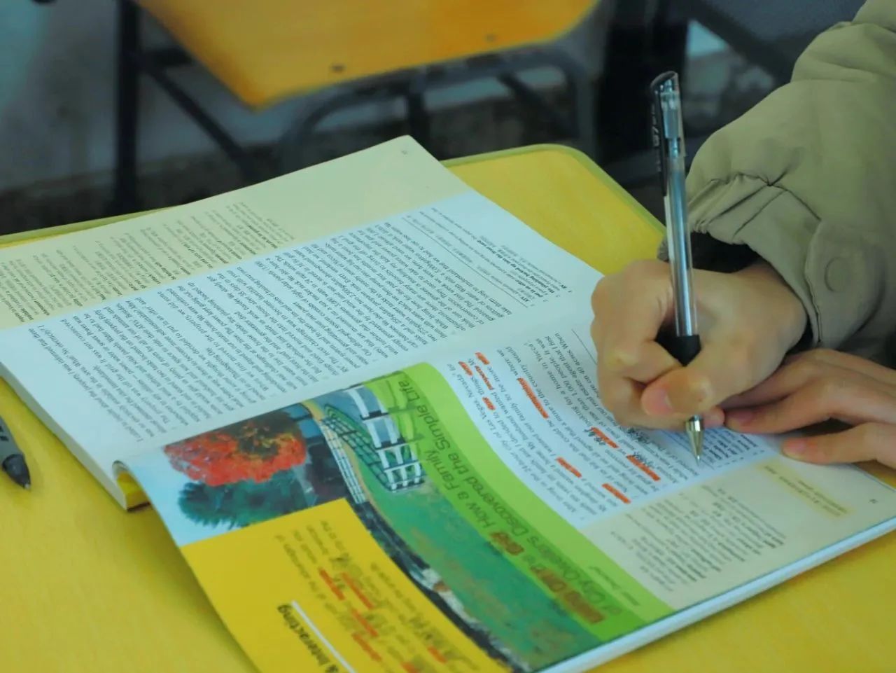 12f890256b9242f8a9fd5eb6f0690779.jpg 12f890256b9242f8a9fd5eb6f0690779.jpg