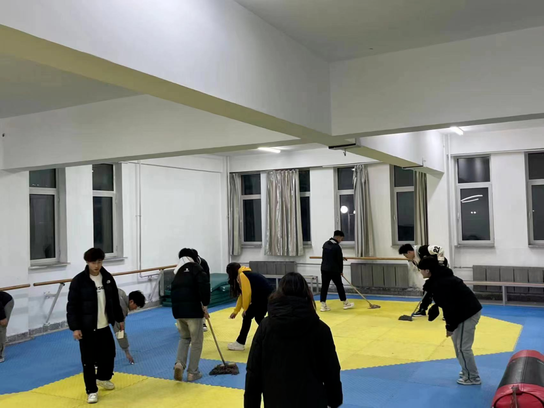 4b7e85a48d5a44c0931c4d6f87c9e17e.png 4b7e85a48d5a44c0931c4d6f87c9e17e.png