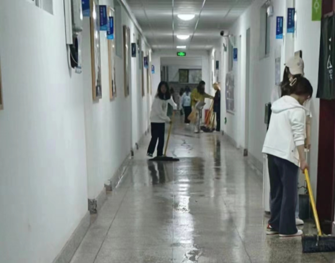 8691afe25432419eada3576368ebe17e.png 8691afe25432419eada3576368ebe17e.png