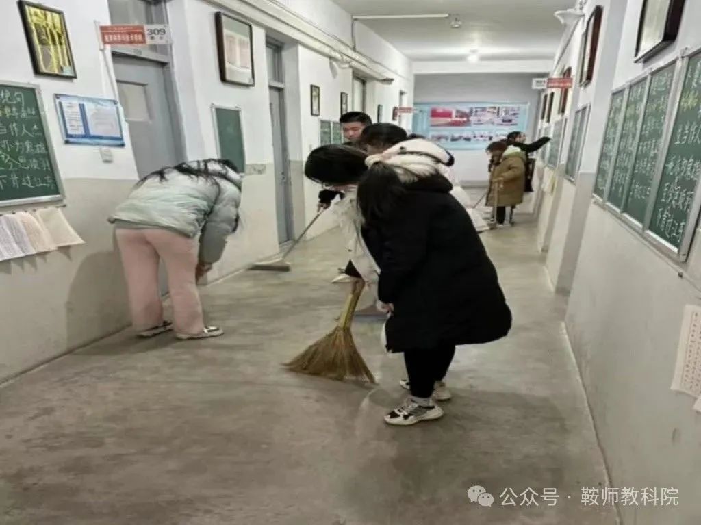 e57e185b14cd42879116ef47d89aad43.jpg e57e185b14cd42879116ef47d89aad43.jpg