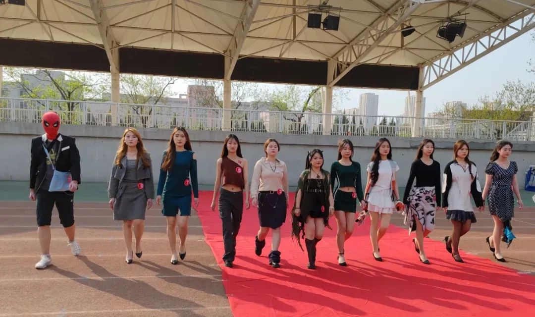 3a33e54541a54d4c85ceecc9ed32c6a3.jpg 3a33e54541a54d4c85ceecc9ed32c6a3.jpg