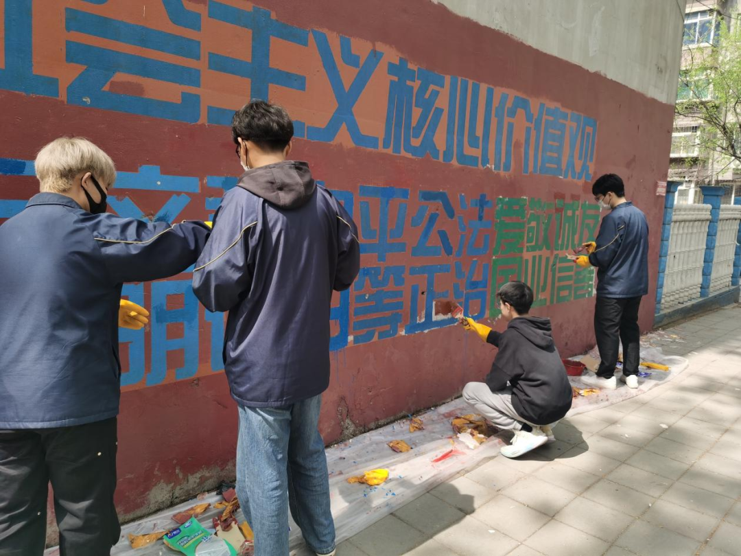 692eb256b8f84288aaf32bcb0fdfe166.png 692eb256b8f84288aaf32bcb0fdfe166.png