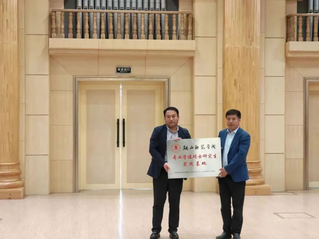 71e1567260f94741b09dc13d476f5d0d.jpg 71e1567260f94741b09dc13d476f5d0d.jpg