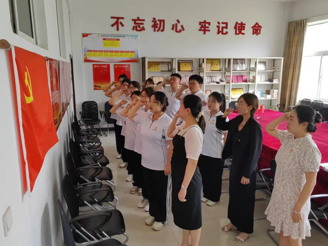 73a9a112844f471d939aa148411daf24.png 73a9a112844f471d939aa148411daf24.png