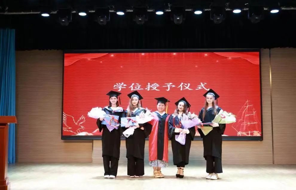 ea956c54647f49b5a9e3a798e8e9416b.jpg ea956c54647f49b5a9e3a798e8e9416b.jpg