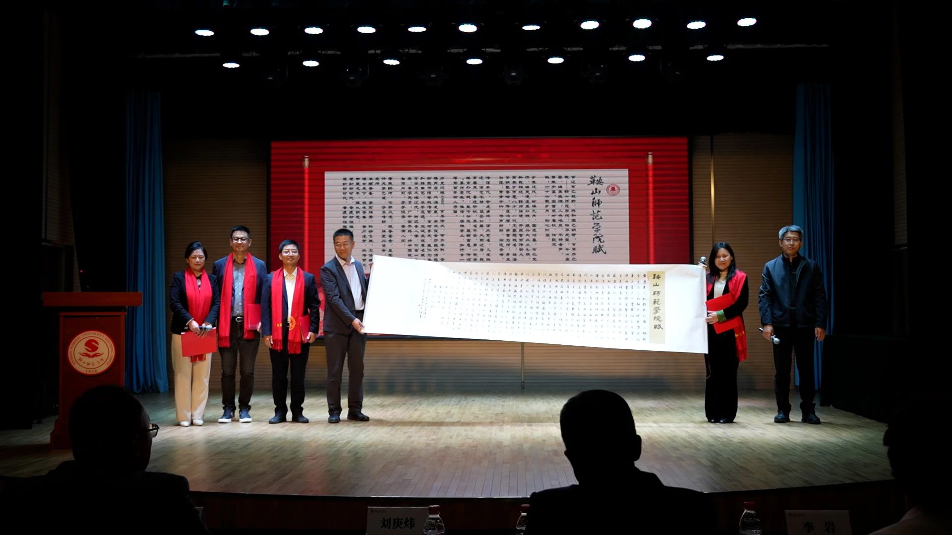 7432758f1bee43368ebf30b246e353cc.jpg 7432758f1bee43368ebf30b246e353cc.jpg