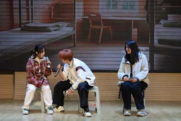 a040d2d9b7cf4b8d89ee765a4ede1a8b.jpg a040d2d9b7cf4b8d89ee765a4ede1a8b.jpg