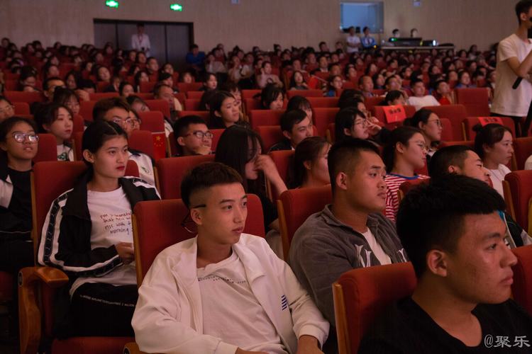 10c349d70077437ba31b15b6bd8636d3.jpg 10c349d70077437ba31b15b6bd8636d3.jpg