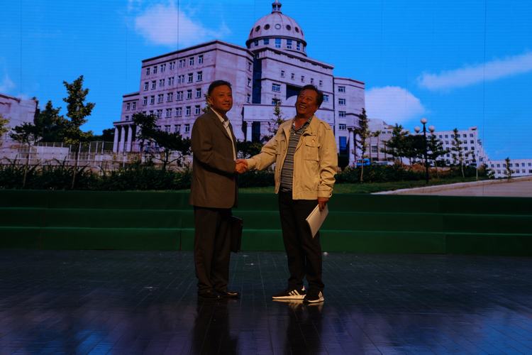 731274926e70425a91753d0ad21218b4.jpg 731274926e70425a91753d0ad21218b4.jpg