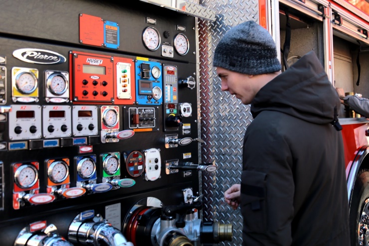 b142769ea930446f94572d565d46f9a7.jpg b142769ea930446f94572d565d46f9a7.jpg