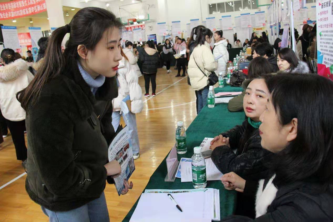 b5bfb701eb4f488a918b51e6d61737ae.jpg b5bfb701eb4f488a918b51e6d61737ae.jpg