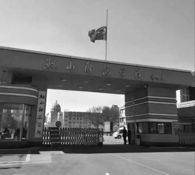 425f9ddcac7343a581fd5ba67fde87f8.jpg 425f9ddcac7343a581fd5ba67fde87f8.jpg