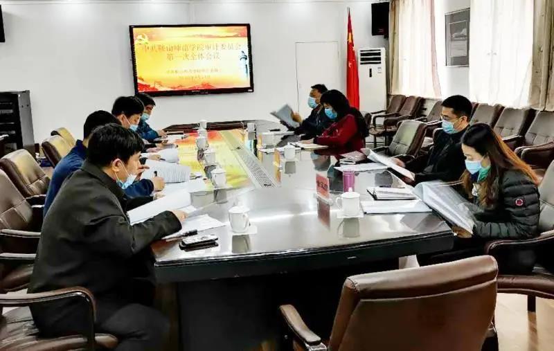 ee3f7b7e898547bd85b36cd415d5d719.jpg ee3f7b7e898547bd85b36cd415d5d719.jpg