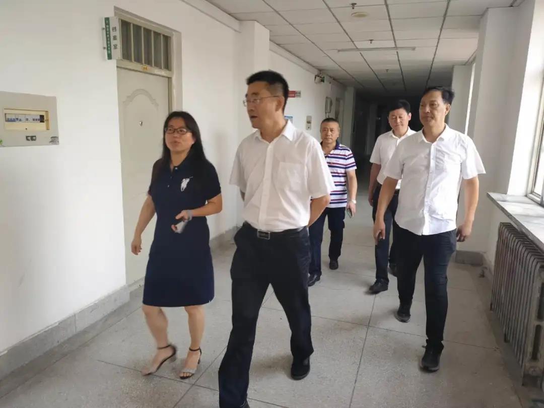 d0db21684c3046bbac28e5a94e1cedb5.jpg d0db21684c3046bbac28e5a94e1cedb5.jpg