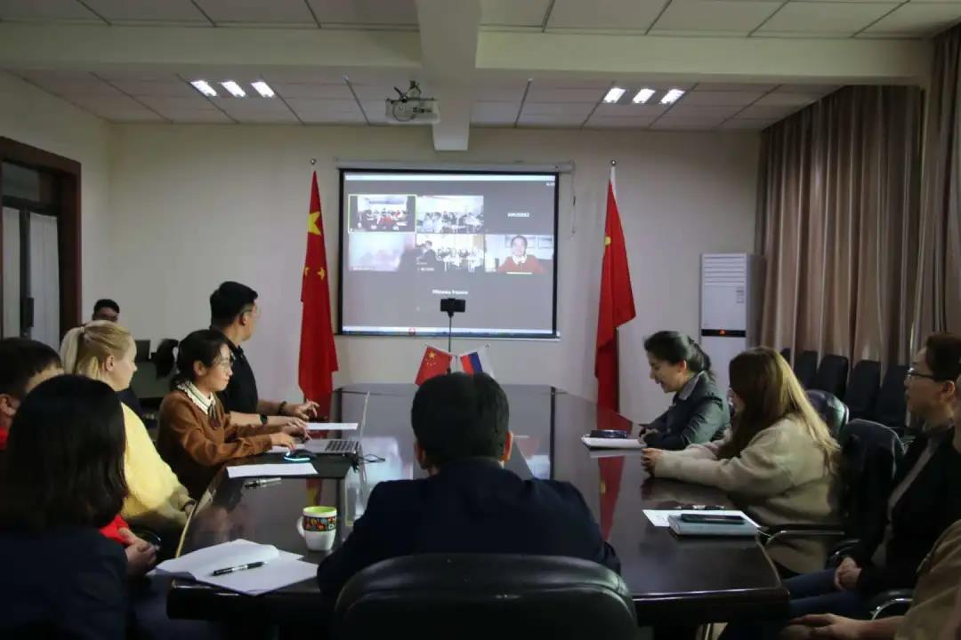 b85621b8d4974975934d57310d33563d.jpg b85621b8d4974975934d57310d33563d.jpg