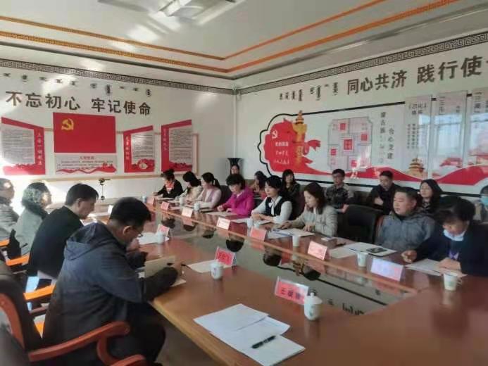 f60b88ee5b254caba7915b39004f4ce9.jpg f60b88ee5b254caba7915b39004f4ce9.jpg