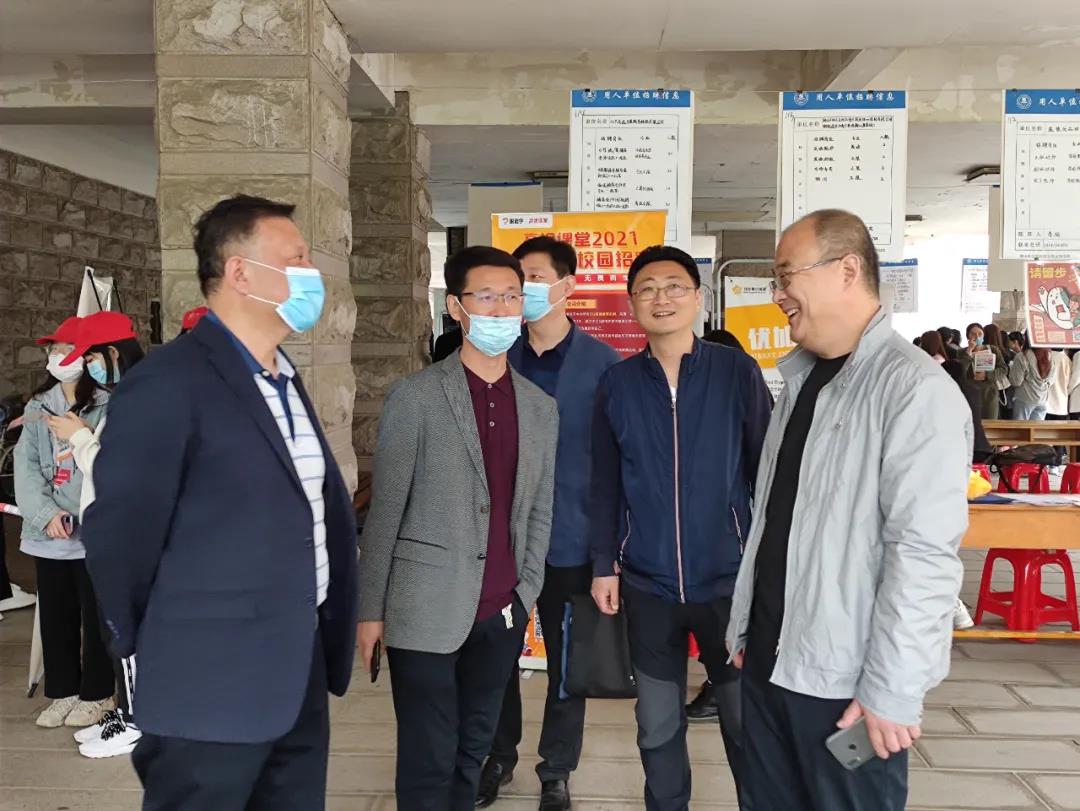 3c5263932319469294d03a70d6a5f511.jpg 3c5263932319469294d03a70d6a5f511.jpg