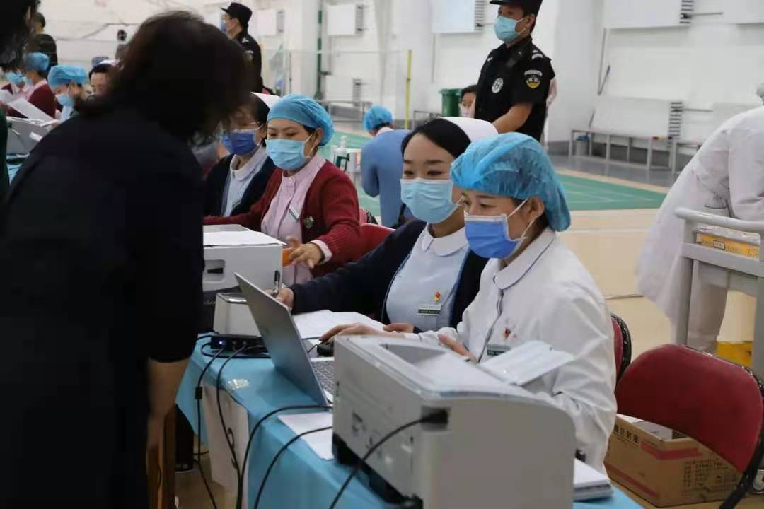 79ef052b66d648bea56a99ded846fe4a.jpg 79ef052b66d648bea56a99ded846fe4a.jpg