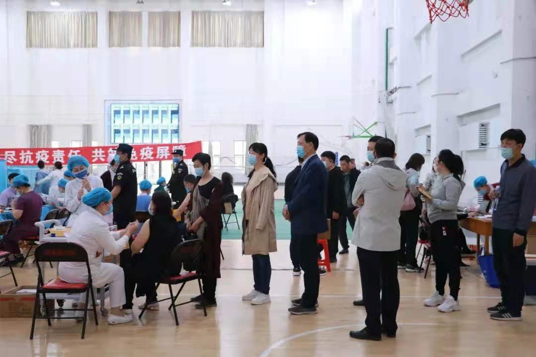 9451c607eb1a4eb295a967662be92813.jpg 9451c607eb1a4eb295a967662be92813.jpg