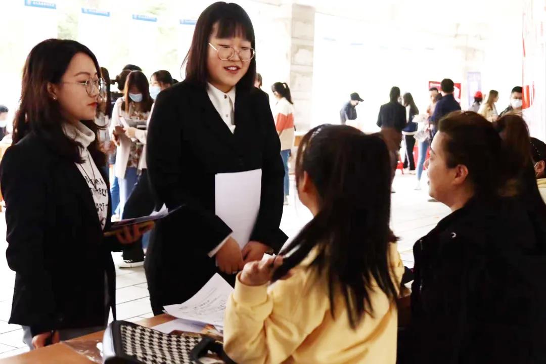 f0a10053fdf346e8bdabfa28c0fbb3f6.jpg f0a10053fdf346e8bdabfa28c0fbb3f6.jpg