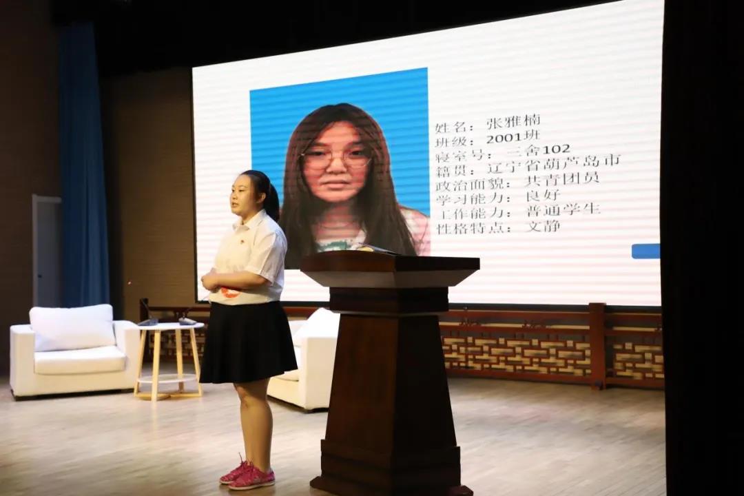 b9bfbf9bd1644c82a1b460c7c54bd60c.jpg b9bfbf9bd1644c82a1b460c7c54bd60c.jpg