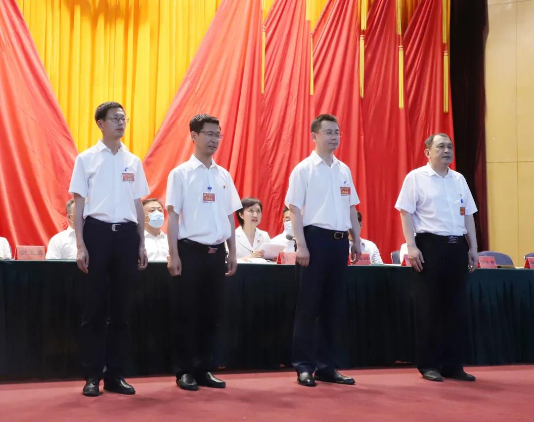 e400498e98714b209f14edad814a4652.jpg e400498e98714b209f14edad814a4652.jpg