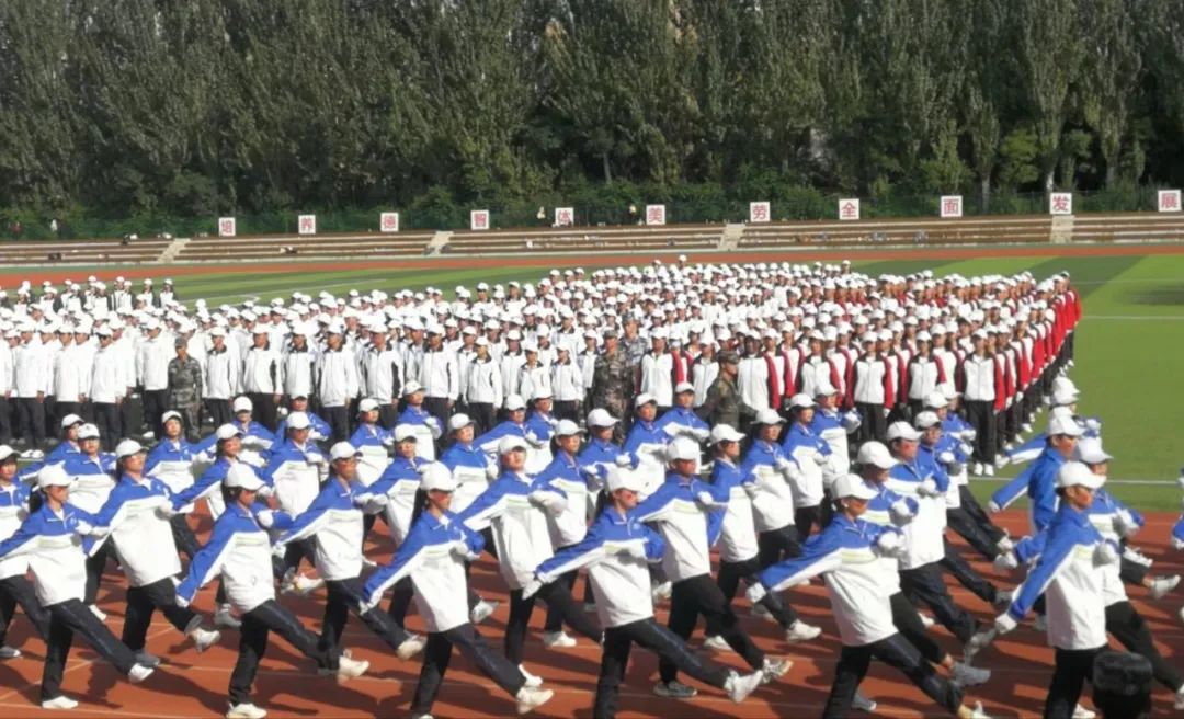 9599591b887f47f78da5240afb69bbf1.jpg 9599591b887f47f78da5240afb69bbf1.jpg