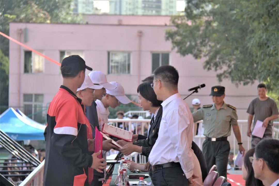 cadf0fa920e44d62a965c475bc286770.jpg cadf0fa920e44d62a965c475bc286770.jpg