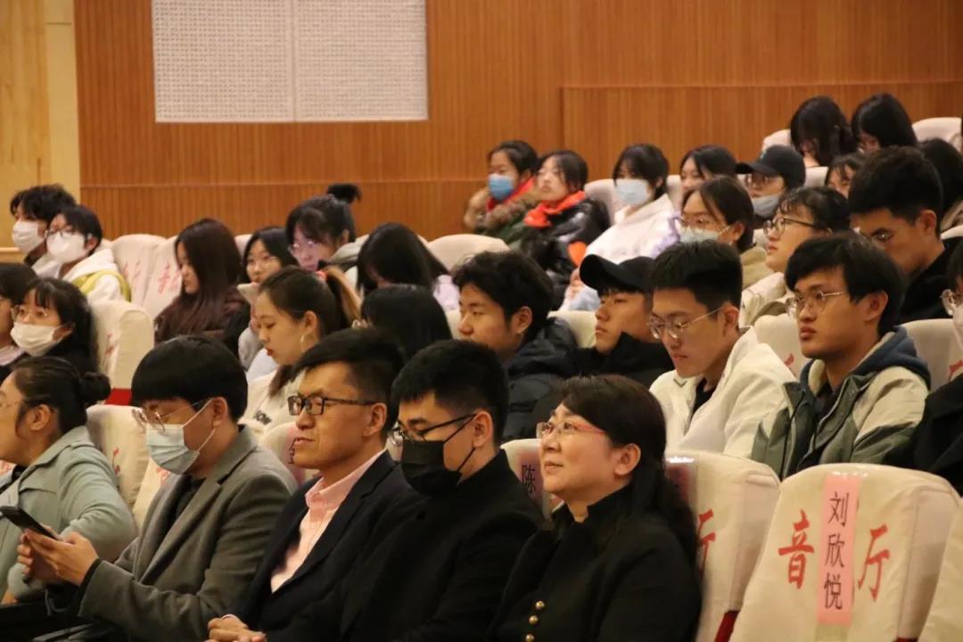 35a8d38c9d1e4676a79823152fea5040.jpg 35a8d38c9d1e4676a79823152fea5040.jpg