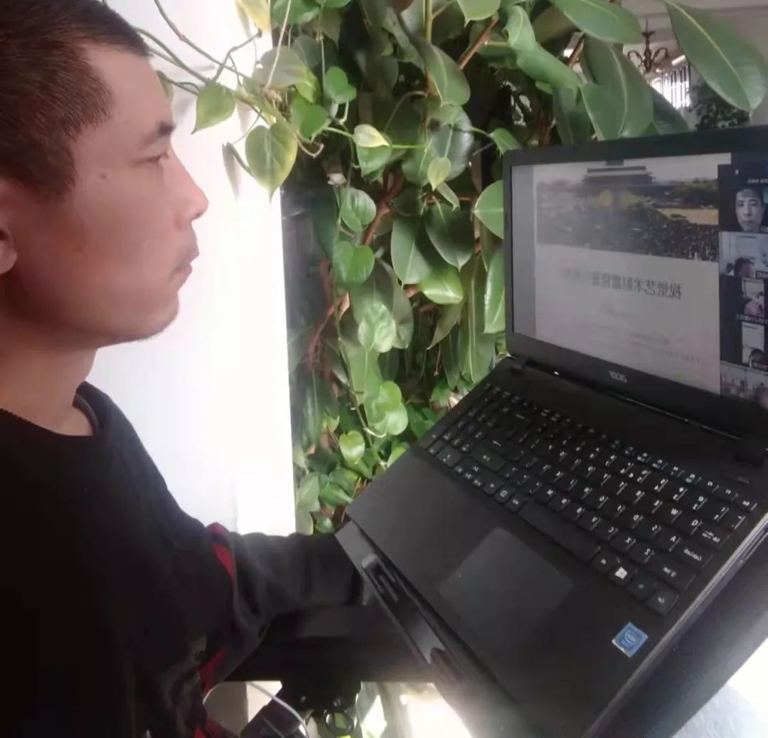 2ecb249855014e60b21a30cb1f190abe.jpg 2ecb249855014e60b21a30cb1f190abe.jpg