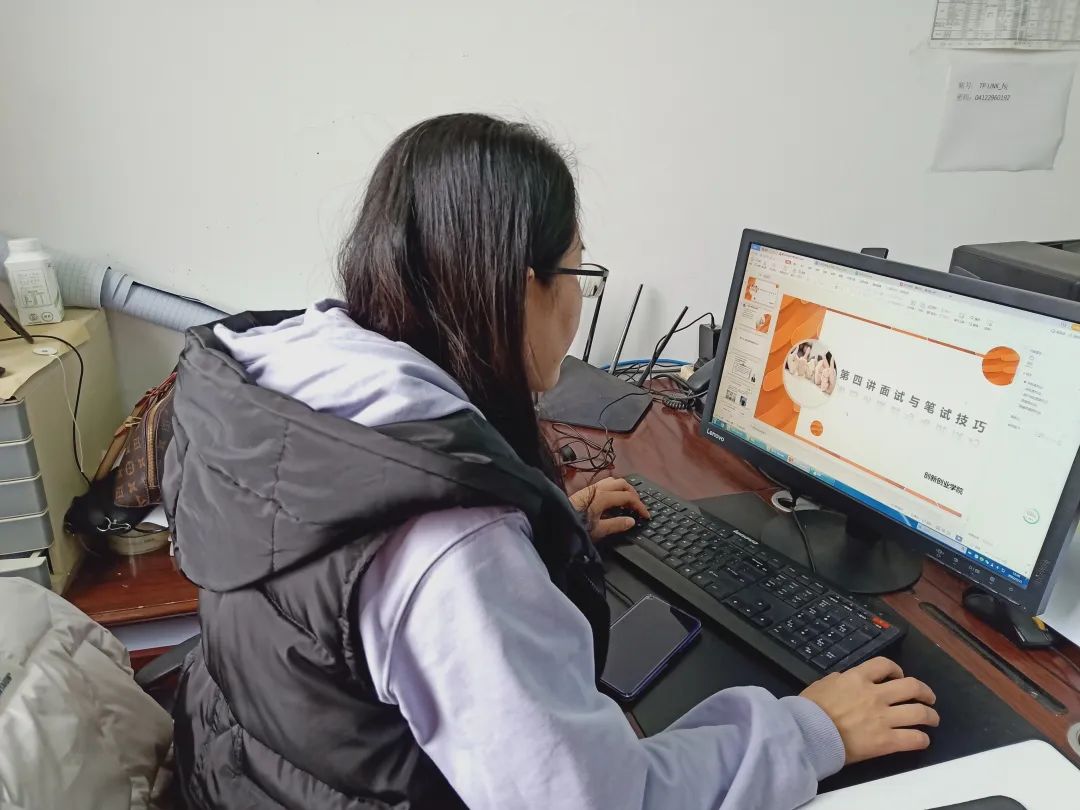 8880d799211b4470a400592c8ac1cf56.jpg 8880d799211b4470a400592c8ac1cf56.jpg