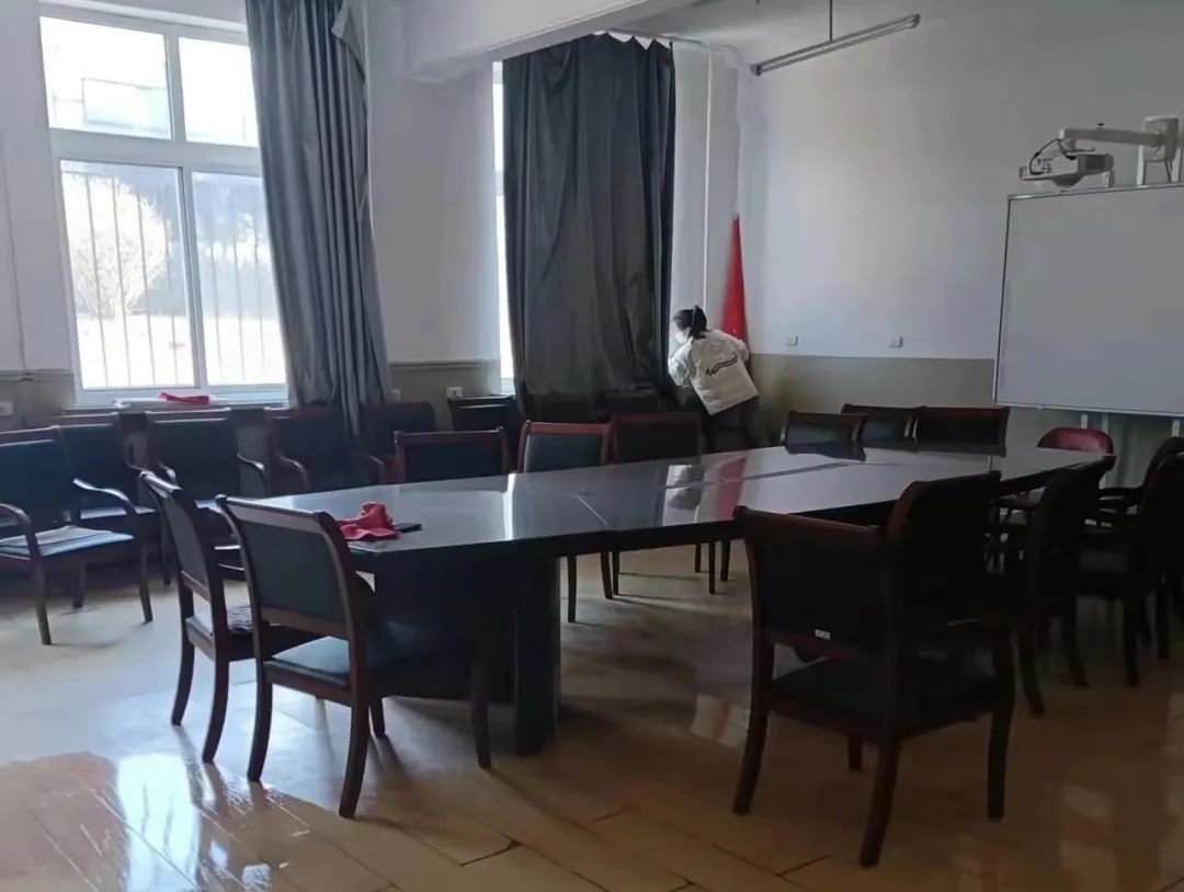 b0998a6d6235488a8f0ecdac2555d427.jpg b0998a6d6235488a8f0ecdac2555d427.jpg