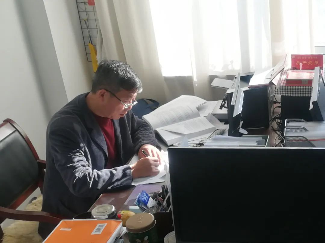 b0828b90514a40fab98527eafb538cdd.jpg b0828b90514a40fab98527eafb538cdd.jpg