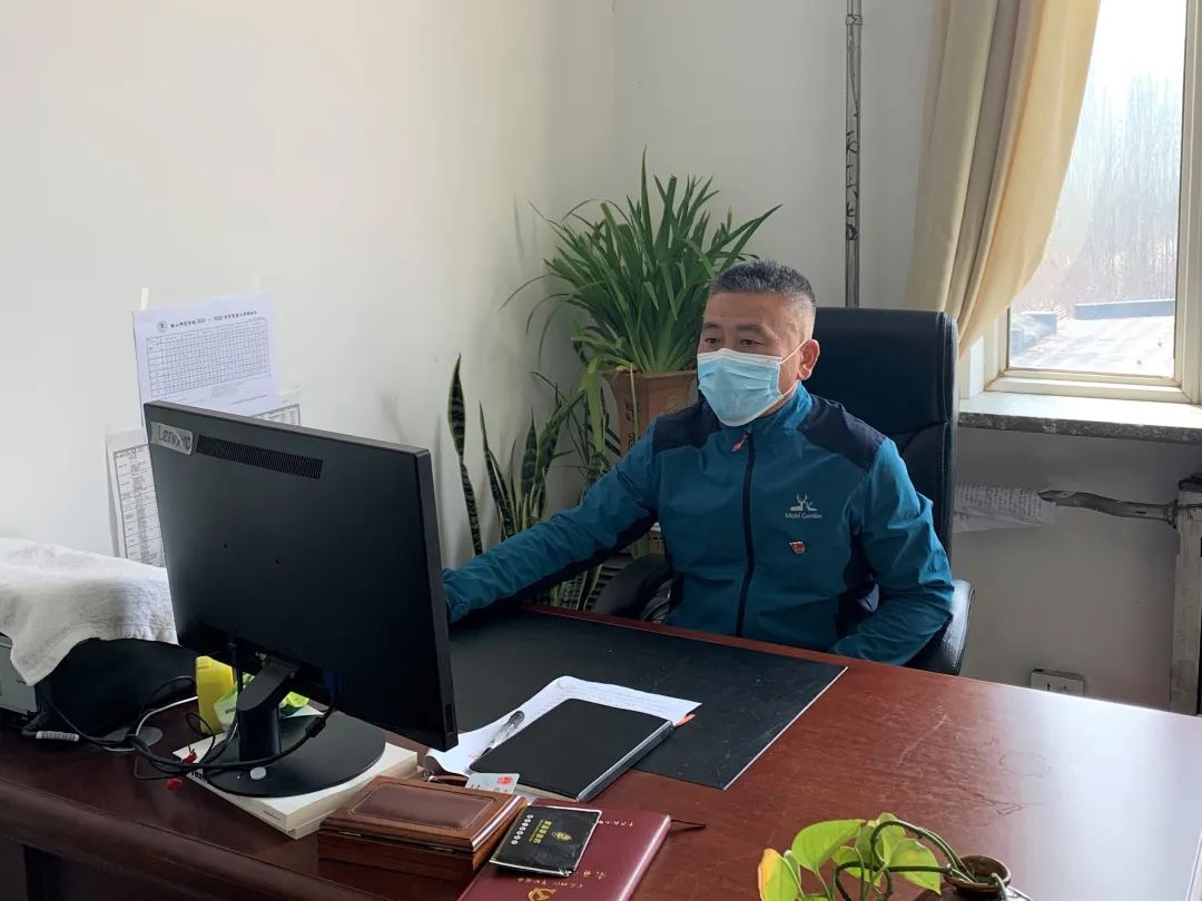 eba1bcb3a3734dd8a3de3e146840fc04.jpg eba1bcb3a3734dd8a3de3e146840fc04.jpg