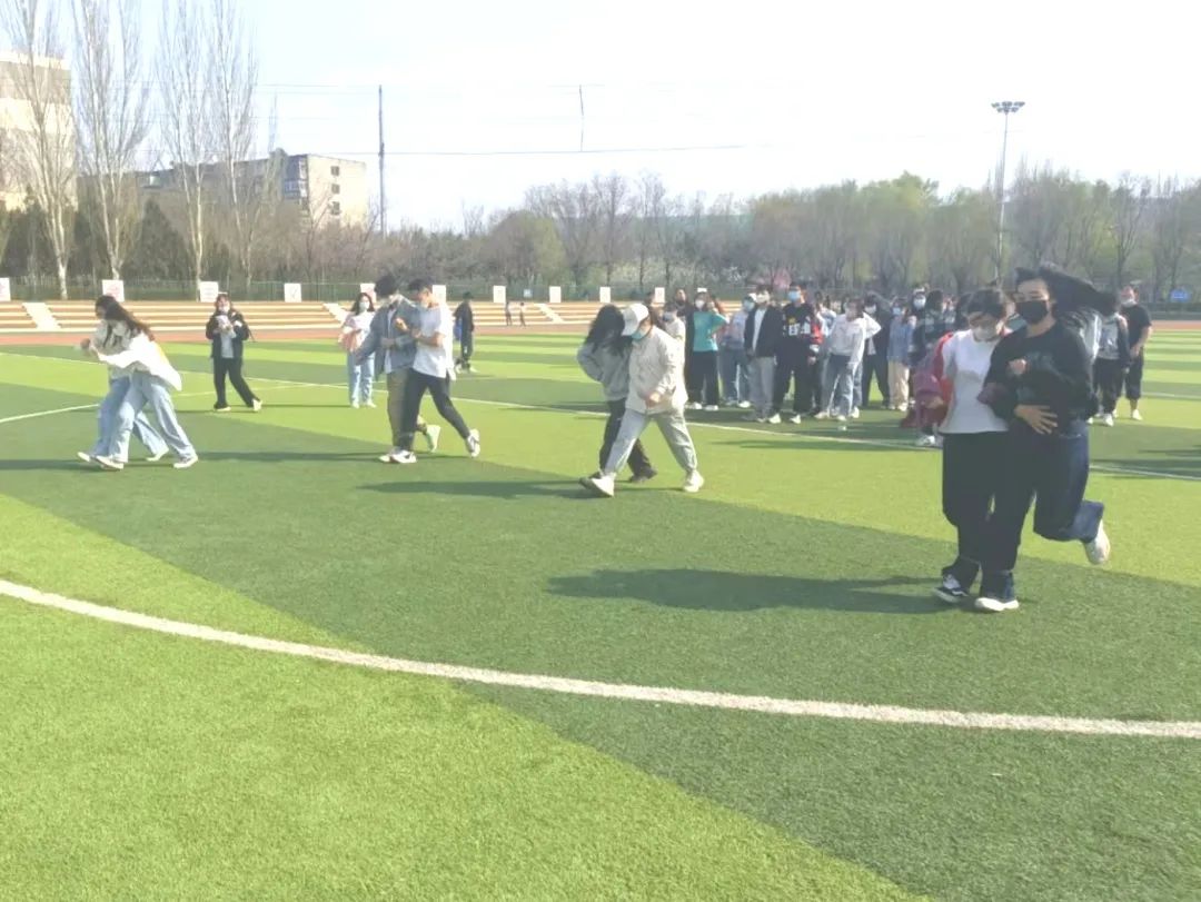 0340183582e945a4b151f59cb29bc329.jpg 0340183582e945a4b151f59cb29bc329.jpg